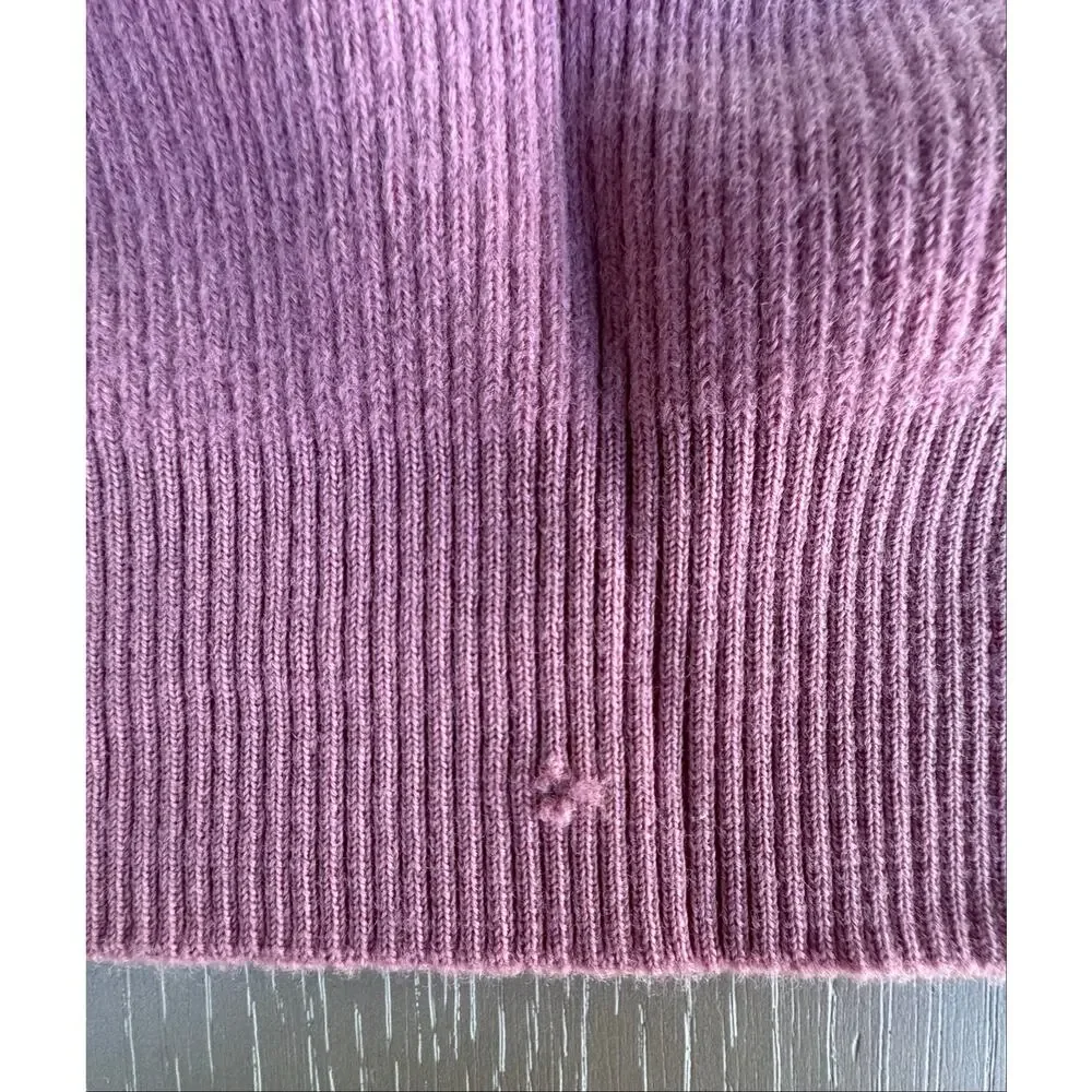 Vintage Jinma Dusty Pink 100% Pure Wool Ribbed Turtleneck Sweater